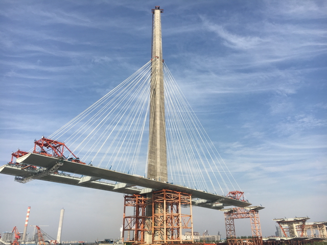 建設中的蕪湖長(cháng)江二橋 640.JPG